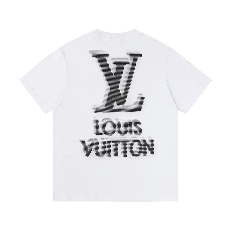 T-SHIRT LOUIS VUITTON  | L'Emblème du Luxe Urbain
