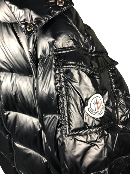 VESTE DOUDOUNE MAYA EN NOIR – MONCLER