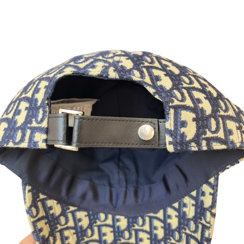 CASQUETTE DIOR - L'AUDACE CHIC DE LA MAISON