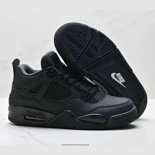 AIR JORDAN 4 « BLACK CAT » - LA PRÉDATRICE NOCTURNE