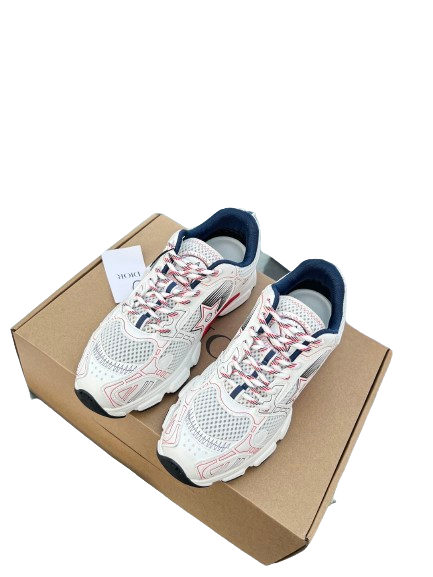 DIOR CHRONO SNEAKER - LA FUSION HAUTE TECHNICITÉ & COUTURE