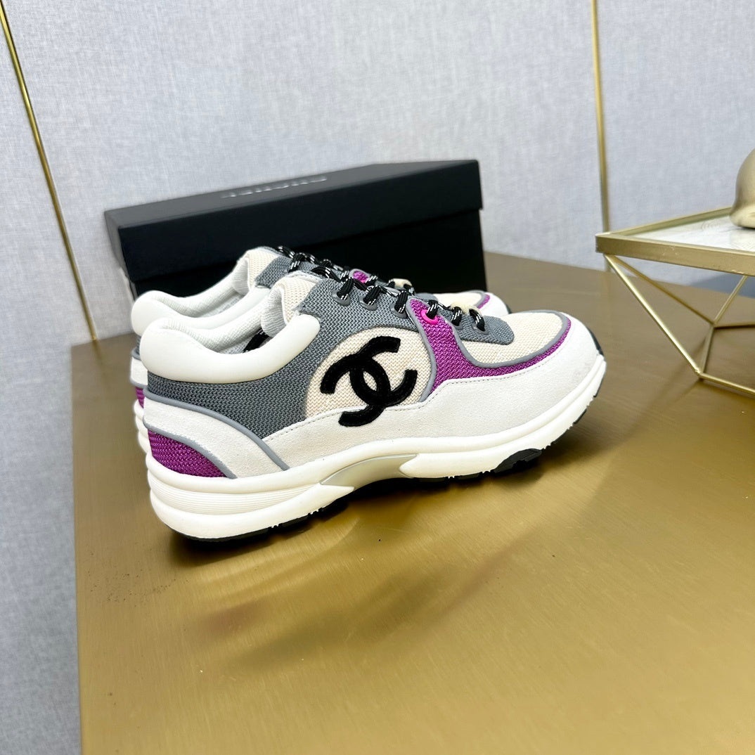 Chanel Running Gris, Beige et Violet