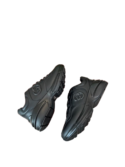 CHAUSSURES GUCCI RHYTON - L'ICÔNE DÉCALÉE DU LUXE DÉCONTRACTÉ