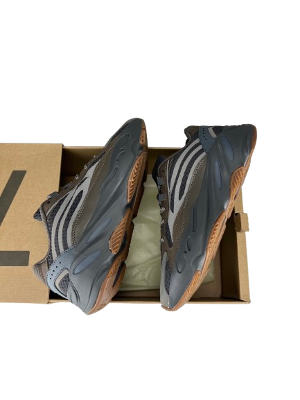 YEEZY 700 V2 - NUANCES TERRESTRES - MARRON, KAKI & BEIGE