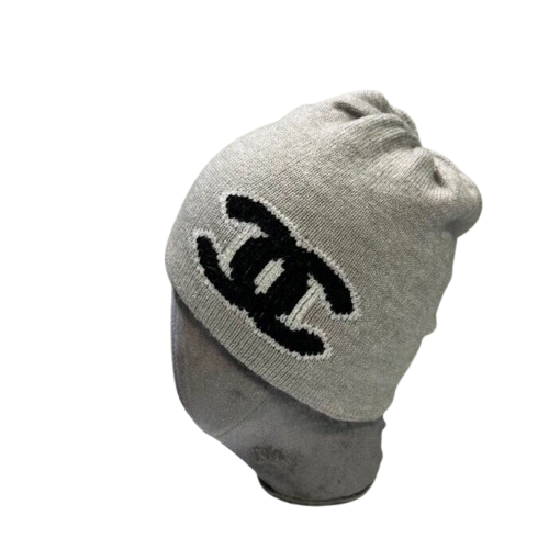 BONNET CHANEL - L'ÉLÉGANCE PARISIENNE POUR L'HIVER