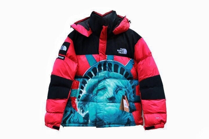 DOUDOUNE THE NORTH FACE X SUPREME - COLLABORATION STREETWEAR LÉGENDAIRE