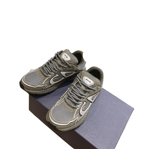 DIOR B30 SNEAKER - LA RENAISSANCE RÉTRO-FUTURISTE