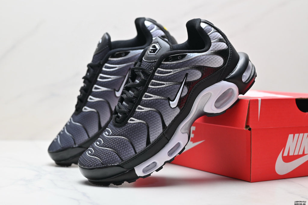 NIKE AIR MAX PLUS (TN) - L'ICÔNE REBELLE AU DÉGRADÉ VIBRANT
