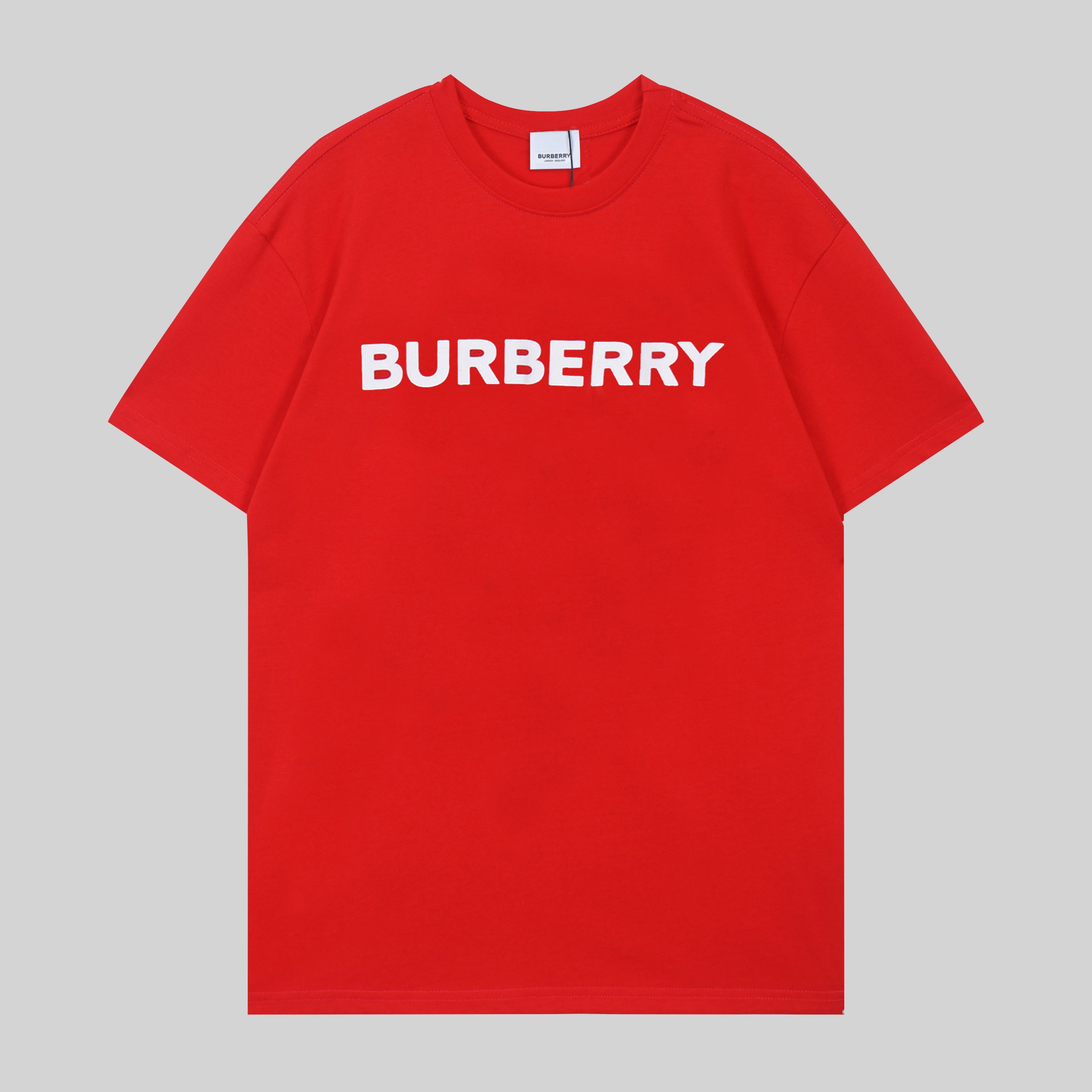 T-SHIRT BURBERRY | L'ESPRIT BRITISH MODERNE