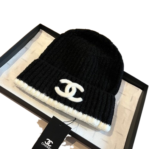 BONNET CHANEL - L'ÉLÉGANCE PARISIENNE POUR L'HIVER