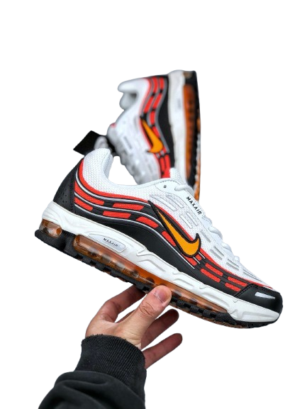 NIKE AIR MAX TL 2.5 BLANCHE - LA SILHOUETTE TECHNIQUE PURIFIÉE