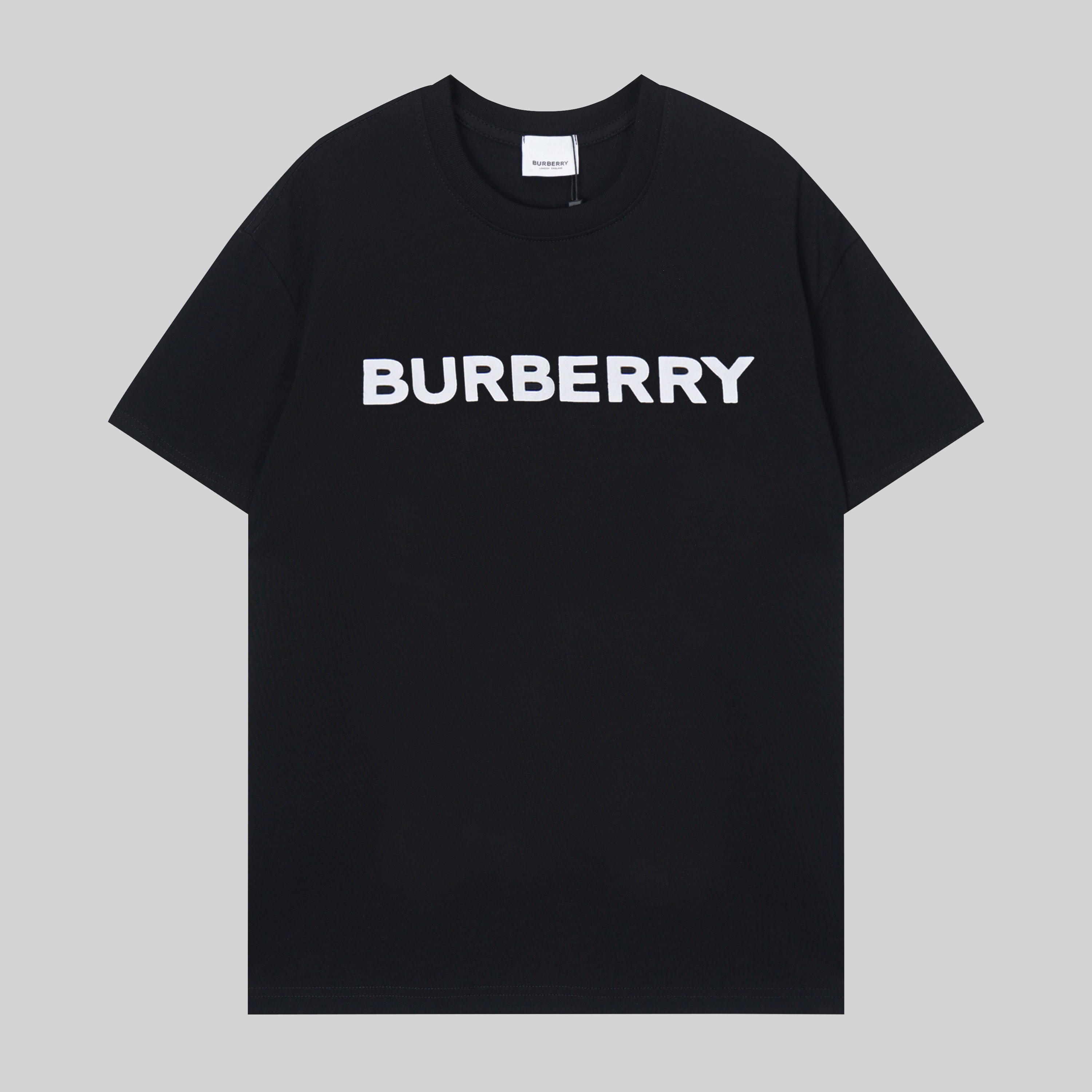 T-SHIRT BURBERRY | L'ESPRIT BRITISH MODERNE