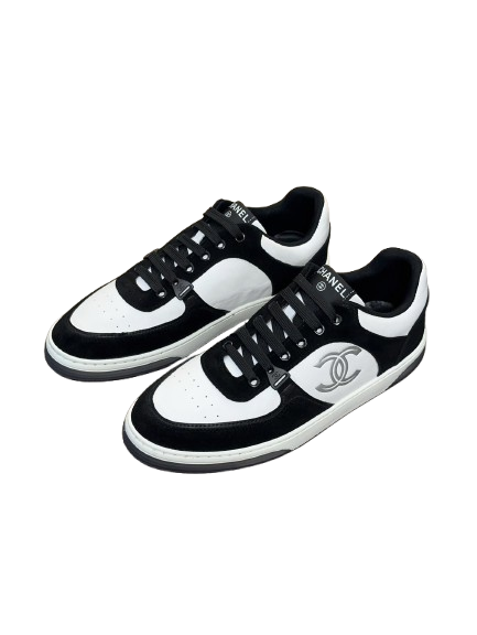 Chanel Urban Blanc & Noir