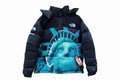 DOUDOUNE THE NORTH FACE X SUPREME - COLLABORATION STREETWEAR LÉGENDAIRE
