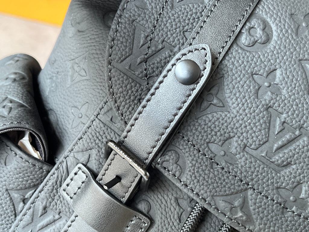 SAC À DOS LOUIS VUITTON - LE LUXE NOMADE AU QUOTIDIEN