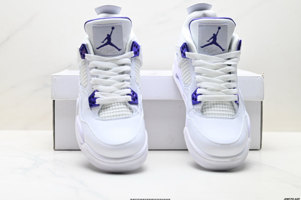 AIR JORDAN 4 RETRO « METALLIC PURPLE » - LA FRAÎCHEUR VIOLETTE MÉTALLISÉE