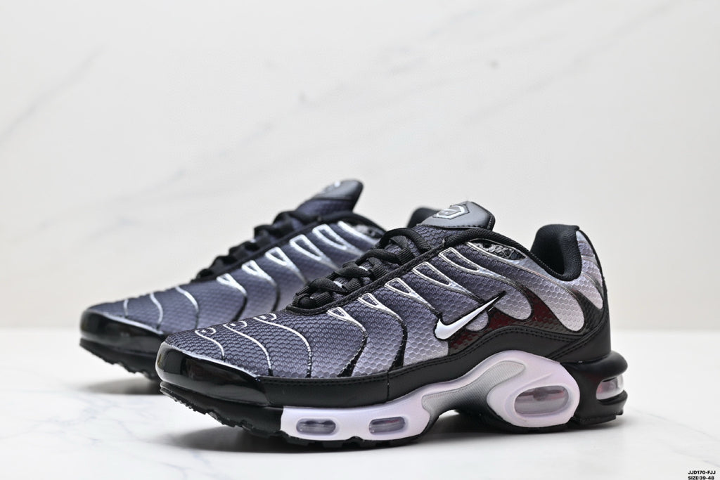 NIKE AIR MAX PLUS (TN) - L'ICÔNE REBELLE AU DÉGRADÉ VIBRANT