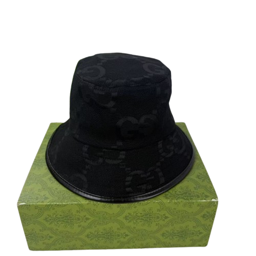 BOB GUCCI - L'AUDACE RETRO-FUTURISTE