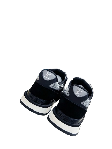 LOUIS VUITTON RUN AWAY SNEAKER - L'ESPRIT NOMADE CONTEMPORAIN