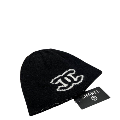 BONNET CHANEL - L'ÉLÉGANCE PARISIENNE POUR L'HIVER