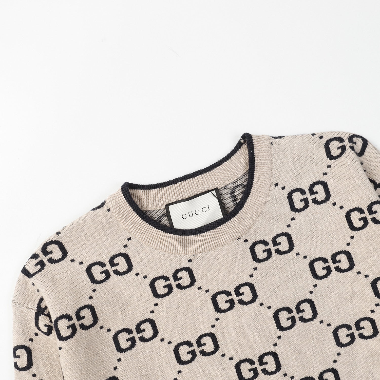 PULL GUCCI | L'ALLIAGE DU CONFORT ET DU PRESTIGE