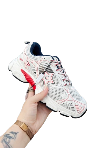 DIOR CHRONO SNEAKER - LA FUSION HAUTE TECHNICITÉ & COUTURE