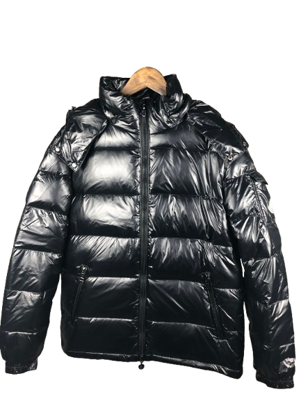 VESTE DOUDOUNE MAYA EN NOIR – MONCLER