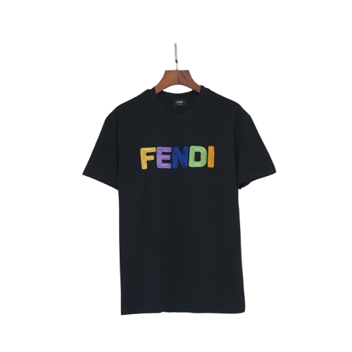 T-SHIRT FENDI | L'ÉLÉGANCE ROMAINE AU QUOTIDIEN