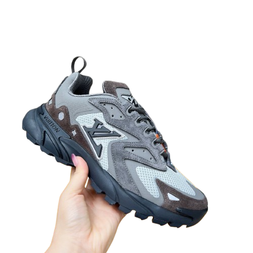 LOUIS VUITTON RUNNER TATIC MEN SHOES - L'AVANT-GARDE TECHNIQUE