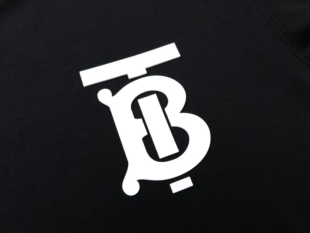 T-SHIRT BURBERRY | L'ESPRIT BRITISH MODERNE