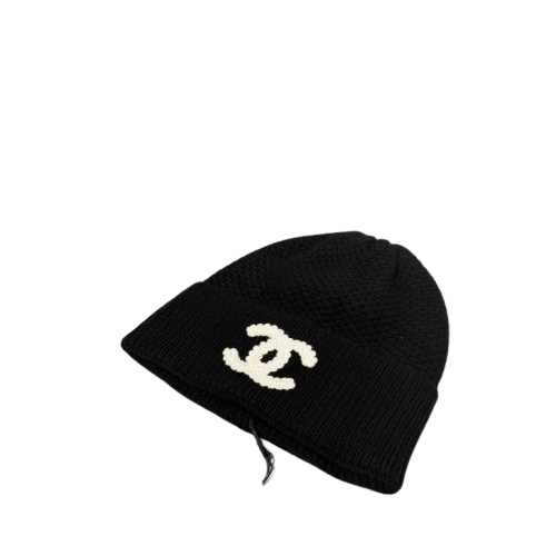BONNET CHANEL - L'ÉLÉGANCE PARISIENNE POUR L'HIVER