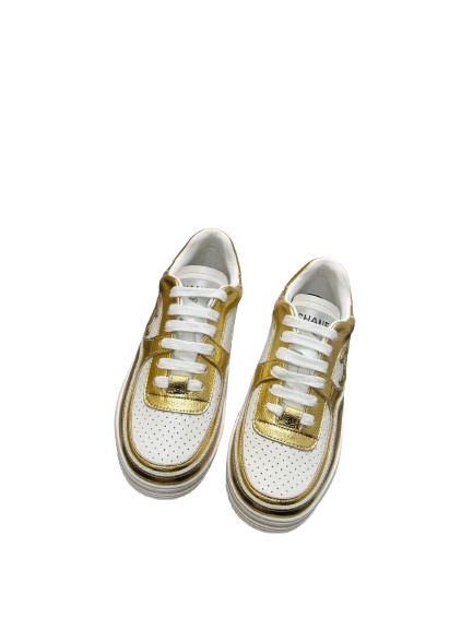 Chanel Golden Luxe Runner