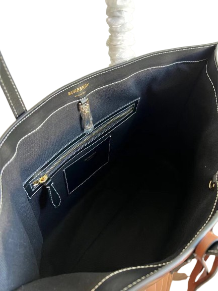 SAC À MAIN BURBERRY - L'ICÔNE BRITANNIQUE DU STYLE